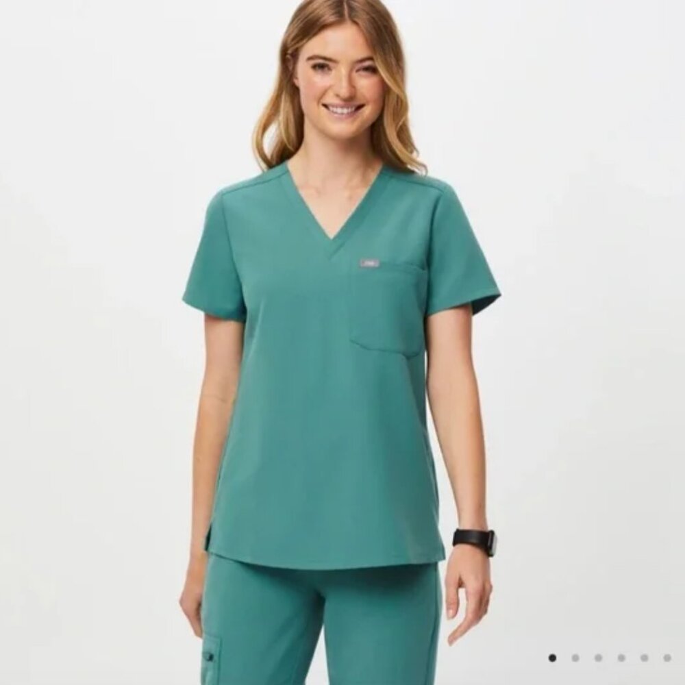 FIGS Cactus Catarina - One-Pocket Scrub Top